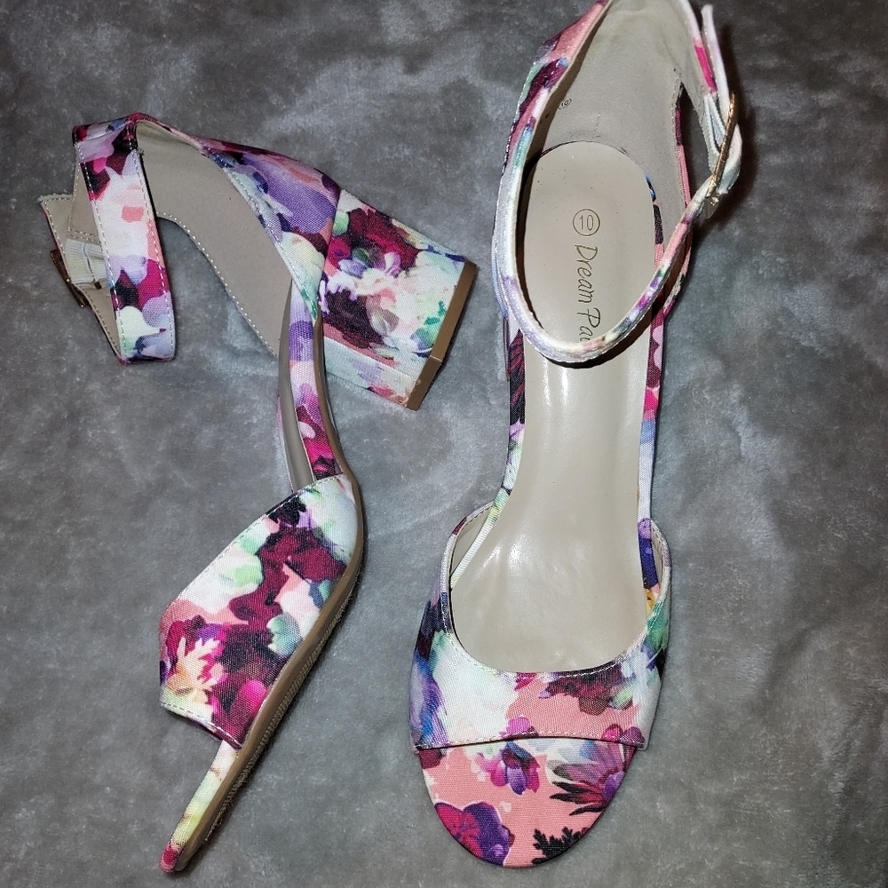 🌻3/$15 Dream Pairs Heels Purple Floral Sling Back Open Toe Square Buckle